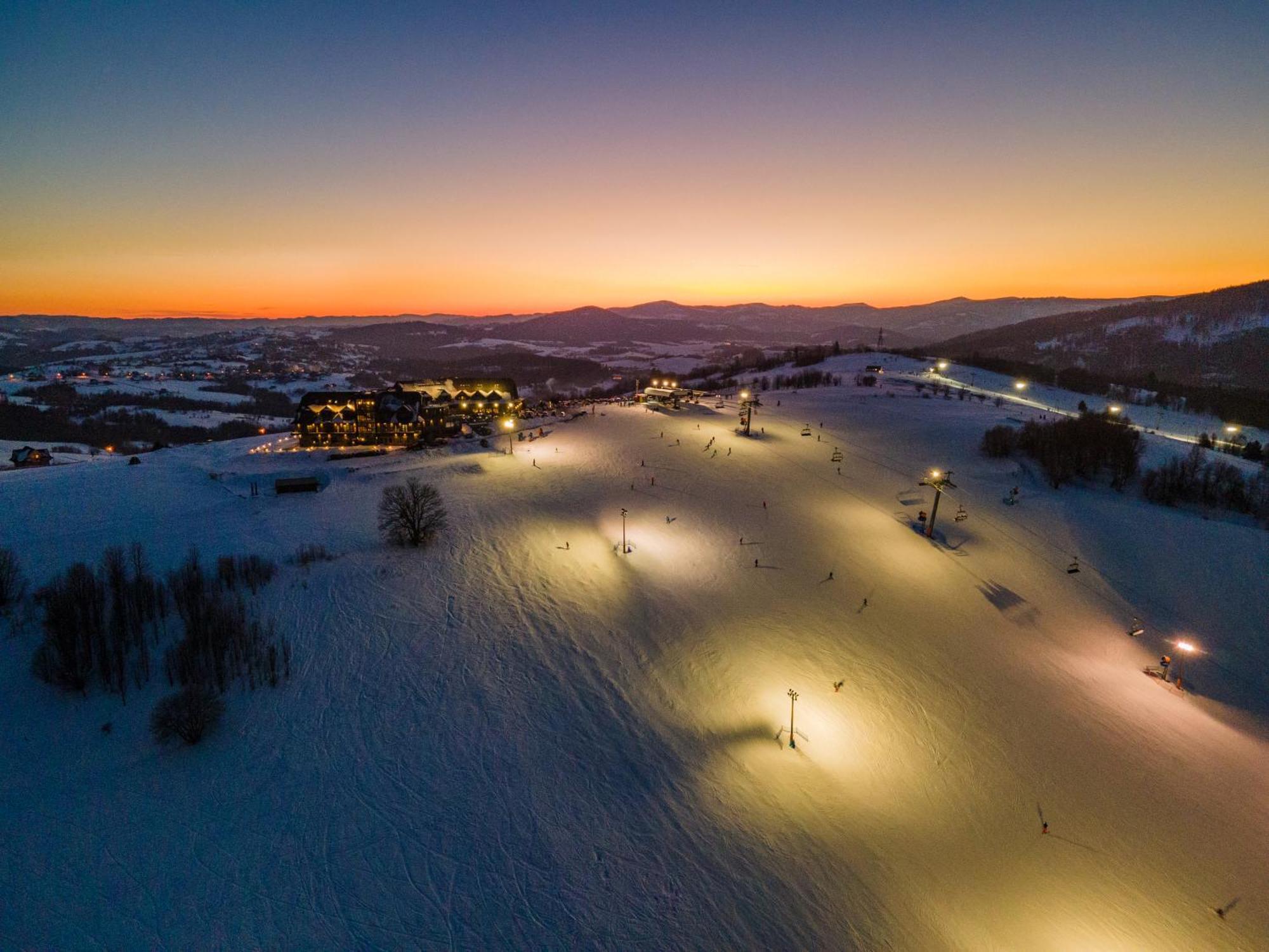 Zloty Gron Resort & Spa 이스테브나 외부 사진